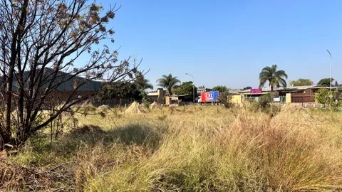 52 Greyling Cres - 1700m² Vacant Land Available For Sale (14)